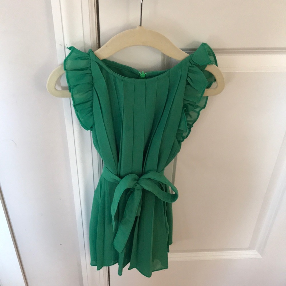 Pleated dress,with tie waist